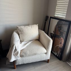 Comfy Sherpa Couch - Need Gone ASAP!