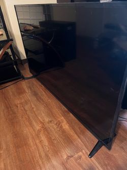 Smart tv insignia 65”