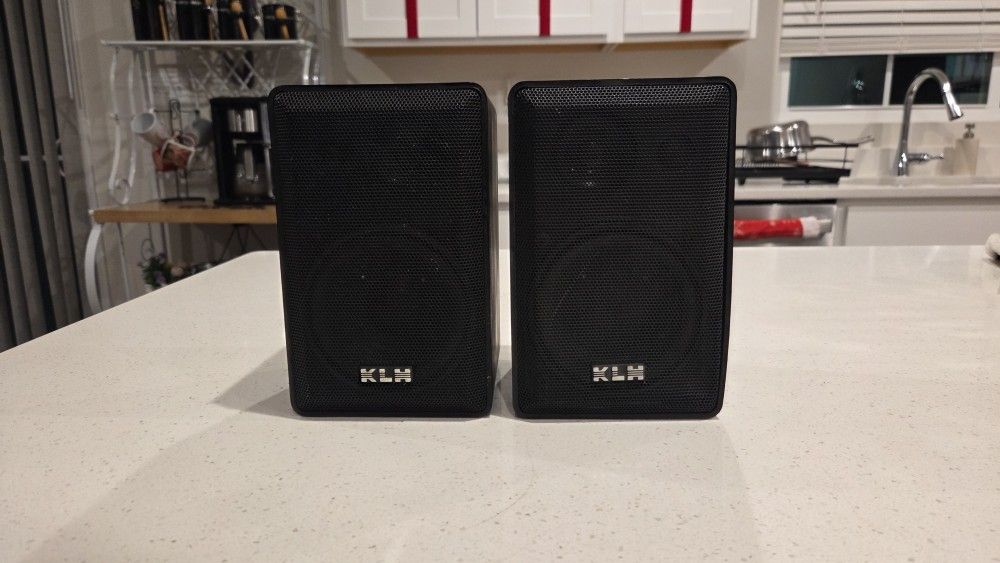 KLH 970A indoor/outdoor satellite speakers