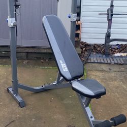 Weight Bench 