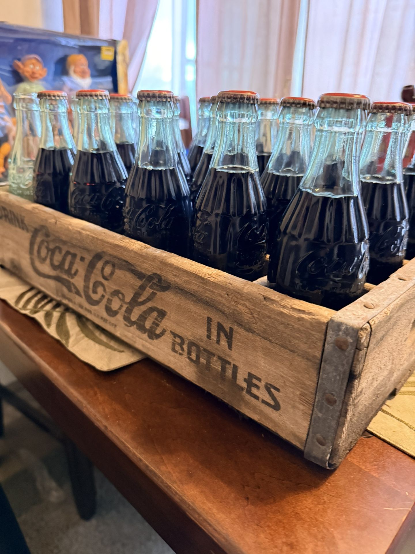 vintage coca cola case