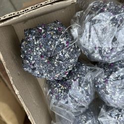 Nice Decorative Sparkly Apples For Christmas 