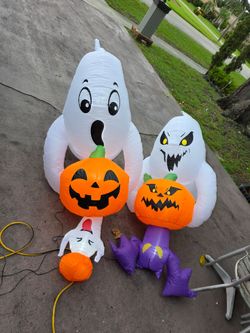 Set of Two led Window hanging Halloween blow ups (6ft) used once sold together as a set
