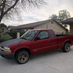 Chevy S-10 Pick Up Truck