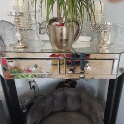Beveled Mirrored Corner Table 