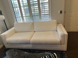 Living Spaces White Sofa 91” - Staging Furniture