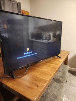 LG TV 38"    $50
