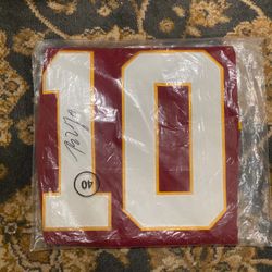 SIGNED Redskins #10 ROBERT GRIFFIN III Nike ELITE Jersey NWT Size 40 NFL Washington Commanders