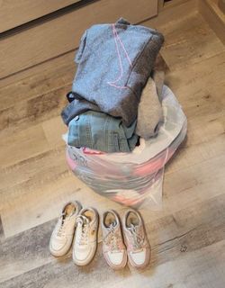 Ropa y zapatos- niña de 7 y 8 años, 55 piezas
