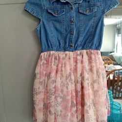 Girls Size 7 Dress Bundle!!