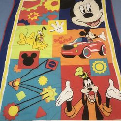 Disney Mickey & Friends Blanket
