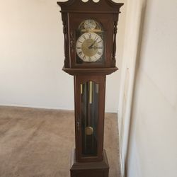 Vintage 1974 Emperor Grandfather Clock