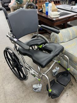 Raz Design Shower Wheel Chair