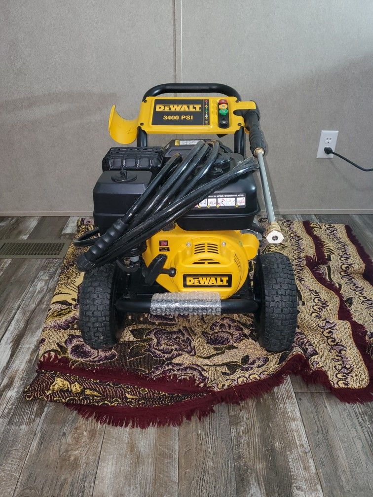 Dewalt Pressure Washer 3400 Psi 2.5 Gpm White Electric Star Engine for