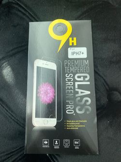 iPhone 7 Plus tempered glass phone screen