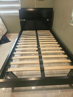 Twin bed frame