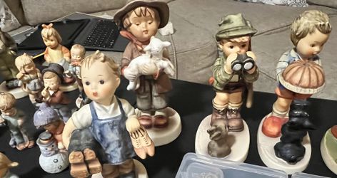 Estate/Garage/Liquidation Sale 10/18-10/19From 7-1 Vista 