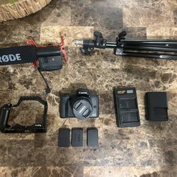 Canon EOS M50 Mk ii Bundle
