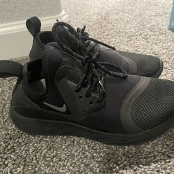 WOMENS BLACK NIKE 