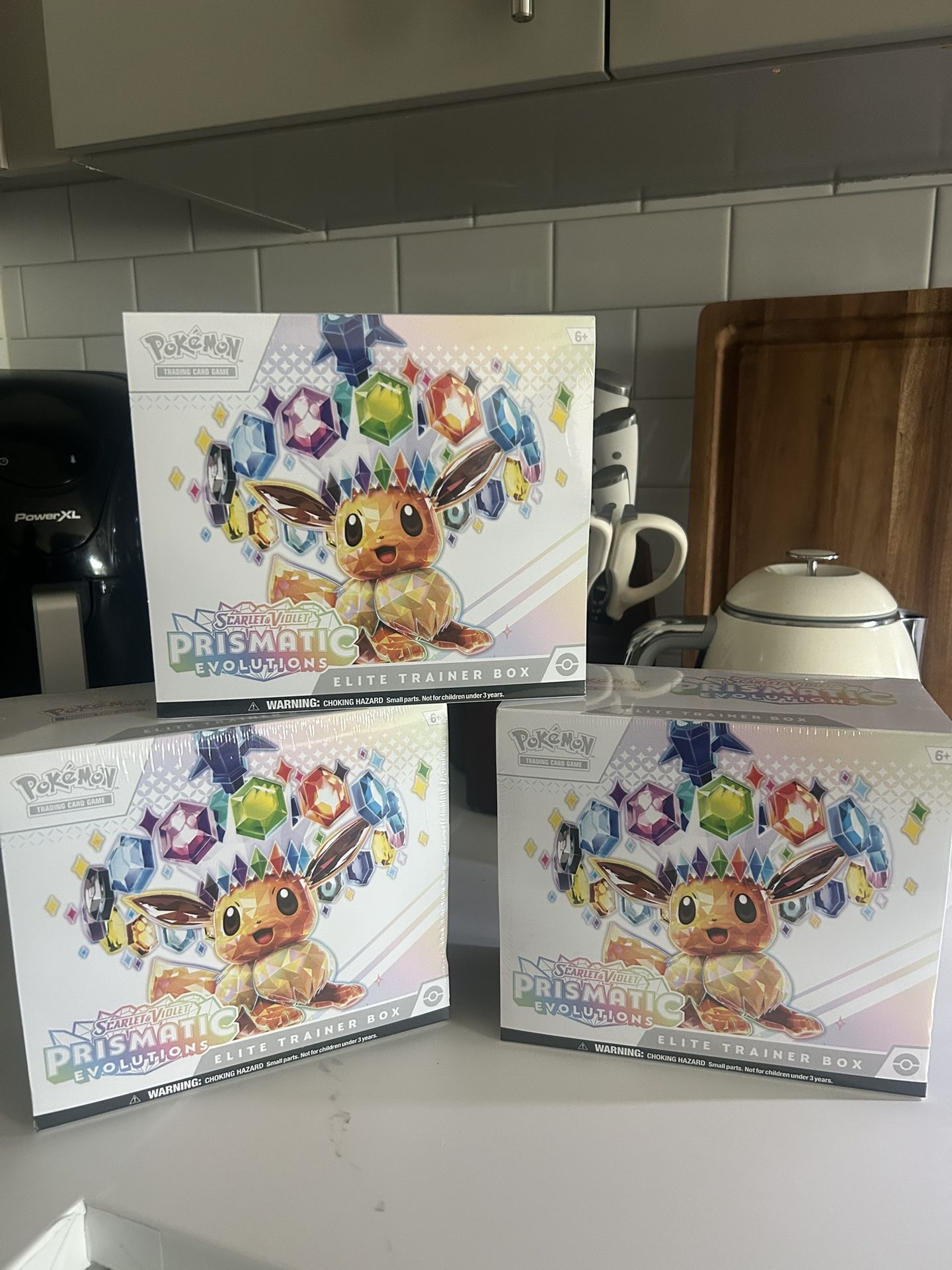 Prismatic Evolution ETB