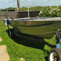17 Ft Aluminum. Boat and Trailer No Motor Clean Boat  and Trailer  Title In Hand 