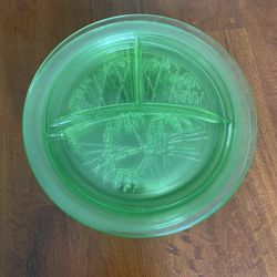 Green Depression Grill Plate-Parrot