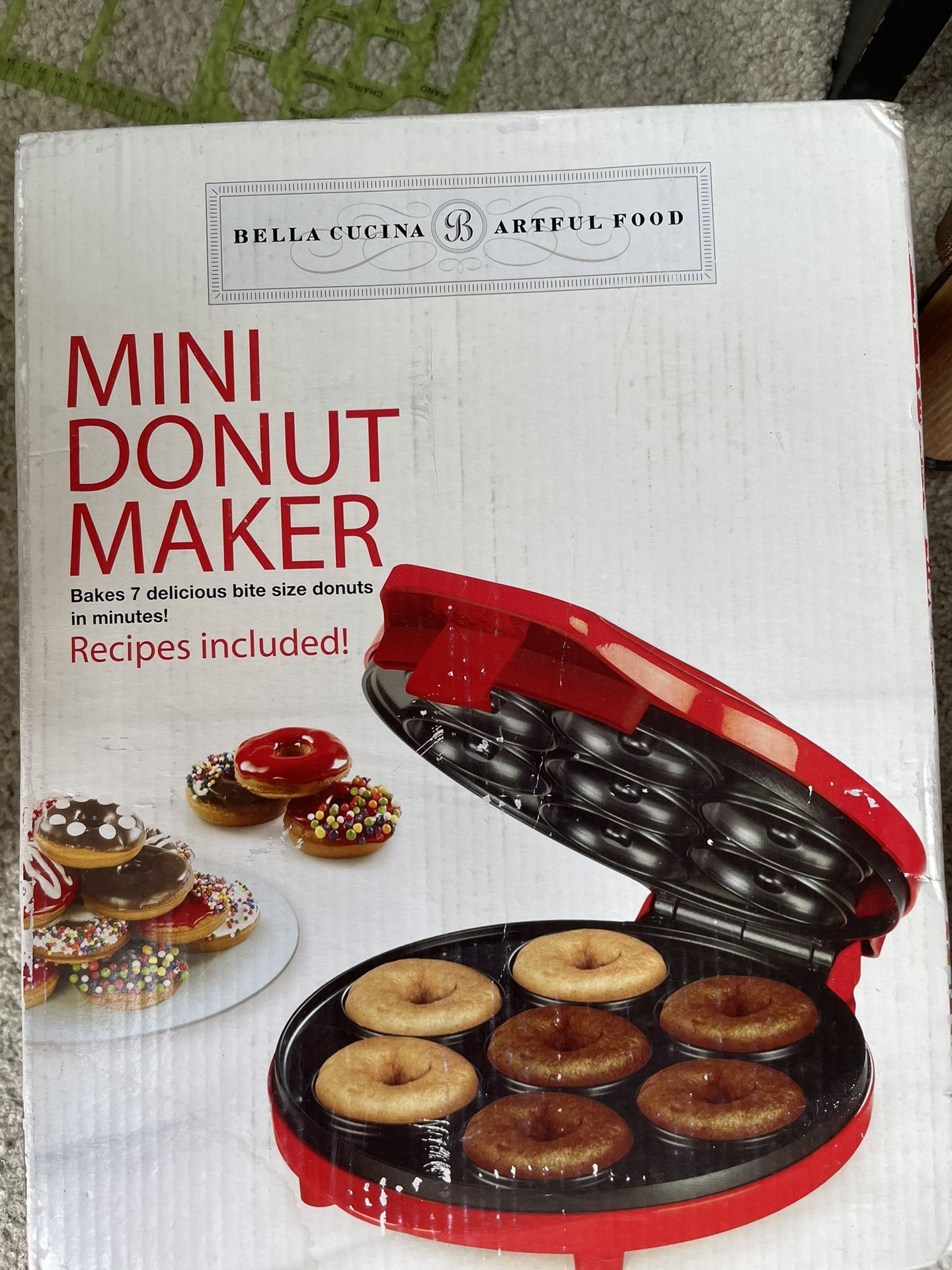 Mini donut maker