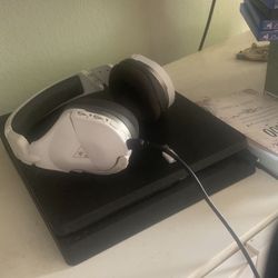 Ps4 Controller And Games 