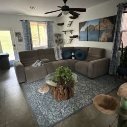 Power Reclining L-Shaped Sectional – Electric Seats, USB, Console & Cup Holders