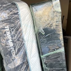 Tempur-Pedic Queen Mattress And Box Spring 