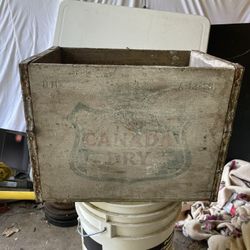 Vintage/rustic Canada dry crate/16 1/2” x 11 1/2” x 11 1/2”