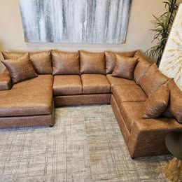New New New!!! 3 pc Contemporary Custom Sectional!!!
