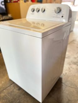Whirlpool washer3.8 Cuft  and dryer electric7.1 Cuft