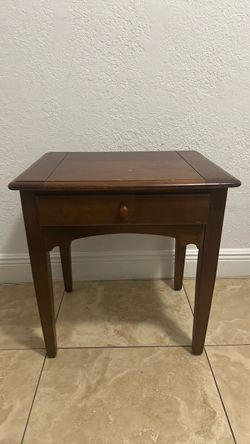 Mesa de noche