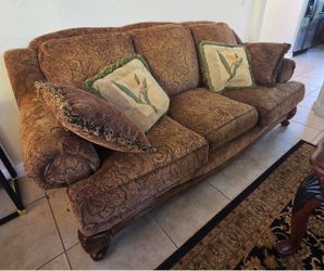 Traditional Floral Chenille Sofa with Wood Trim