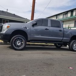 2016 NISSAN TITAN XD TURBO