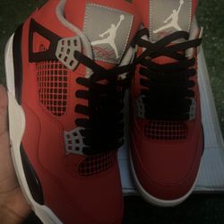 Jordan 4 Toro Bravo Size 8