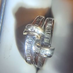 14k Gold 1.75 Carat Natural Diamond Ring 