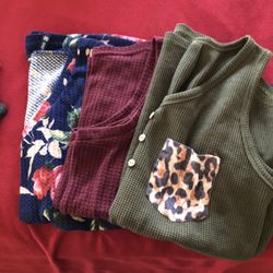 Women’s Tank Tops Size Large