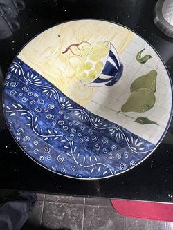 Beautiful hand painted imported from Italy bowl