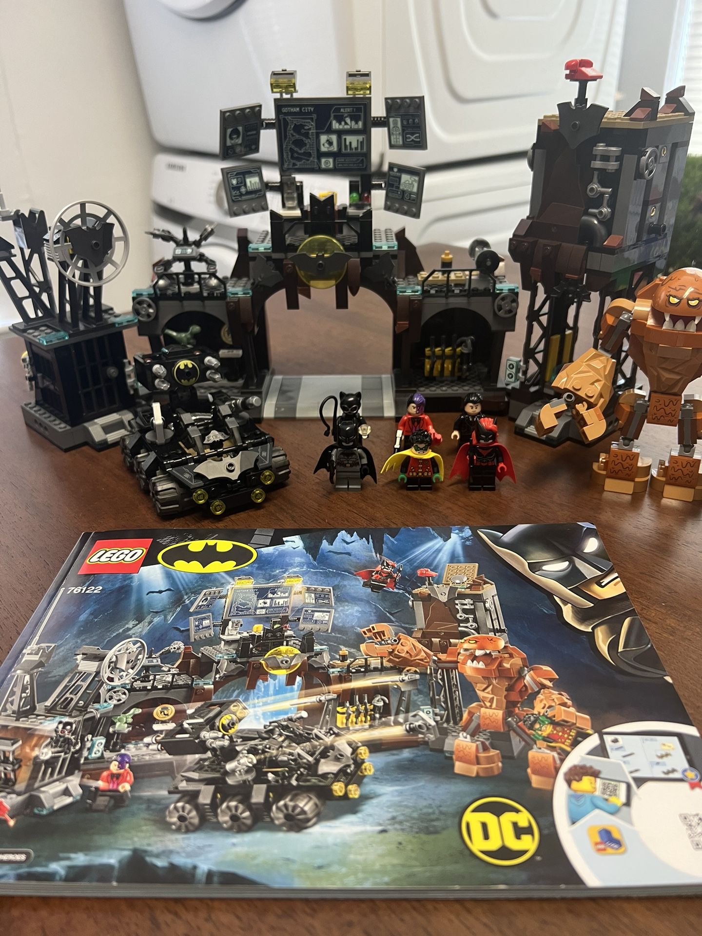 bue Sørge over Kanon LEGO DC Super Heroes: Batcave Clayface Invasion 76122 for Sale in Rahway,  NJ - OfferUp