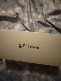 Meta Wayfarer Glasses