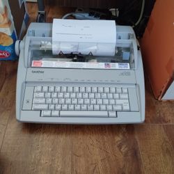 Brother Electronic Typewriter Gx-6750