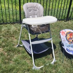 Graco Slim Snacker High Chair 
