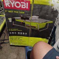 Ryobi "7 Wet Tile Saw