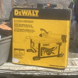 DEWALT 15 Amp Corded 8-1/4 in. Compact Portable Jobsite Tablesaw (Stand Not Included)