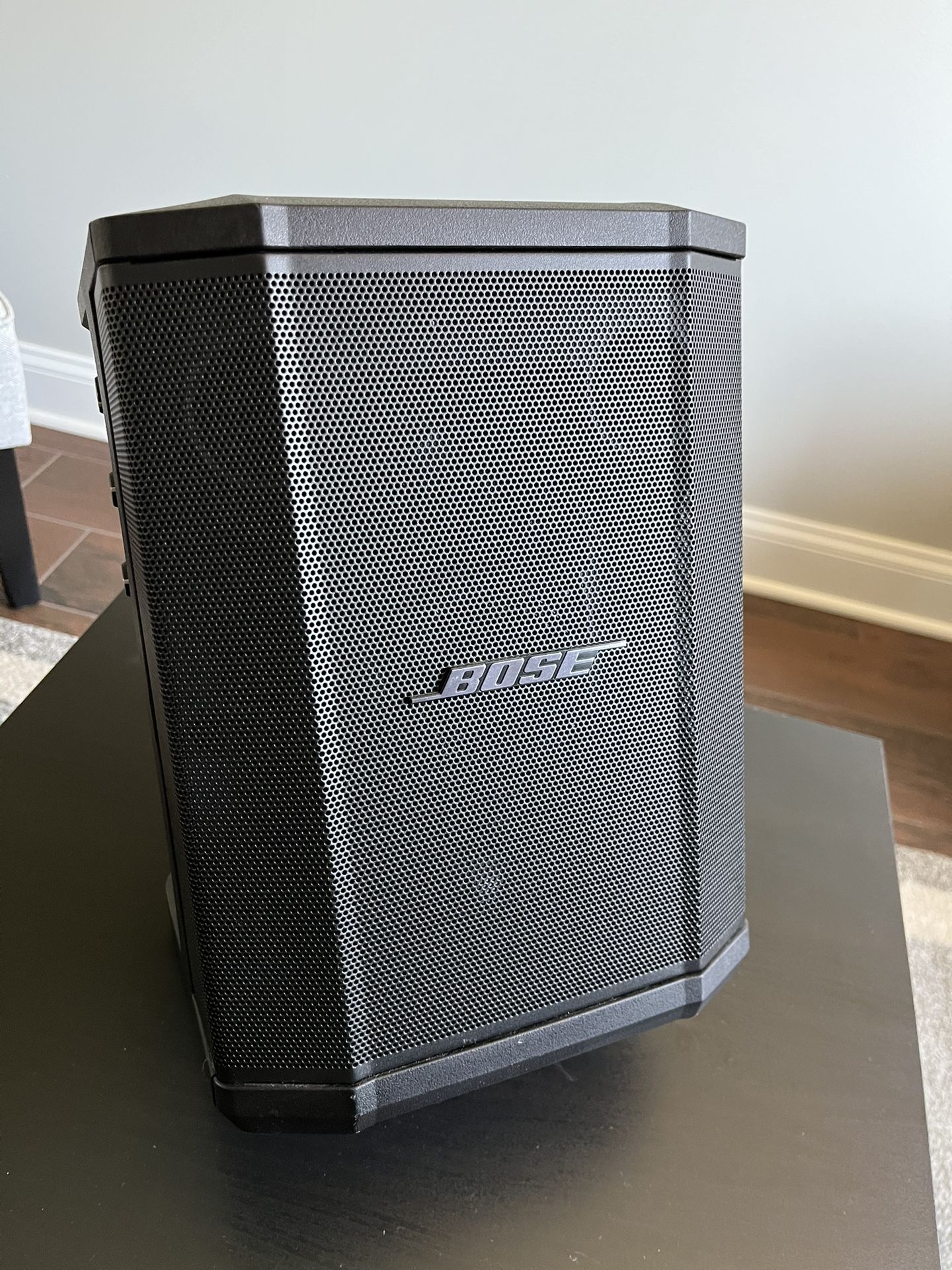 BOSE PRO 1 Bluetooth PA Speaker Like New