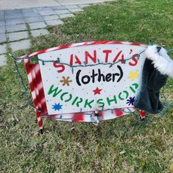Homemade Santa Christmas yard sign decor