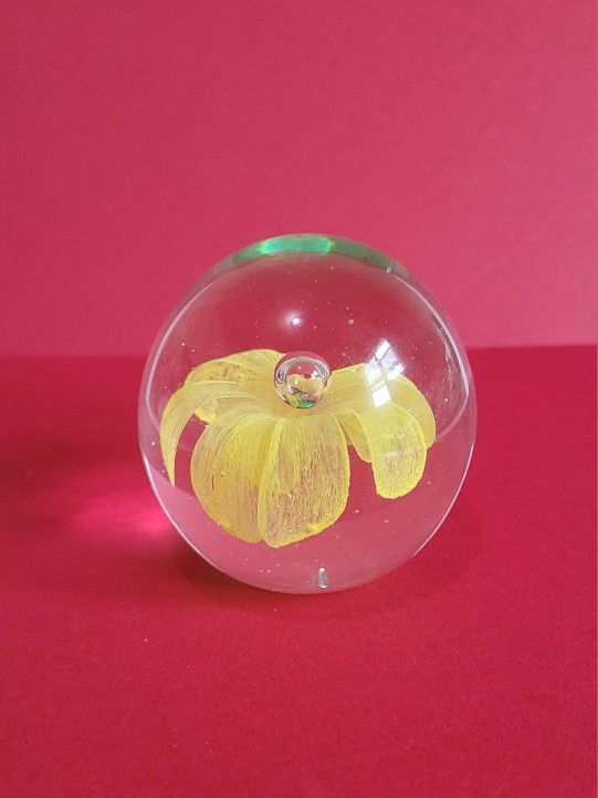 Round Clear Glass Art Yellow Flower with Suspended Bubble Paperweight