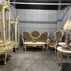 Victorian ivory floral living room set